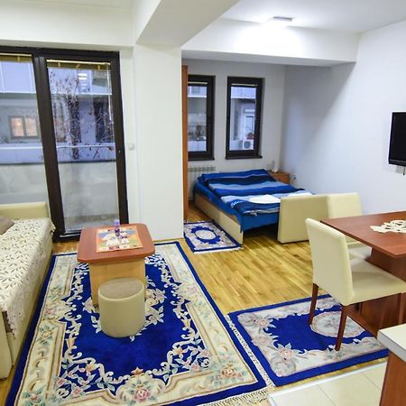 Stevi Apartment Skopje Eksteriør bilde